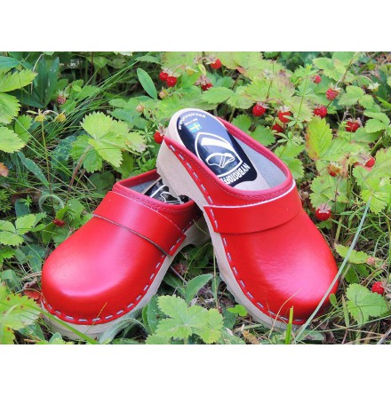 Strawberry Childrens Clogs